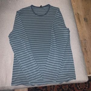 Lululemon 5 year Basic Long Sleeve Shirt-Medium